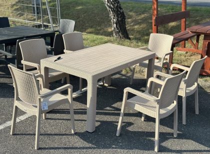 Rattan Hatású Étkező